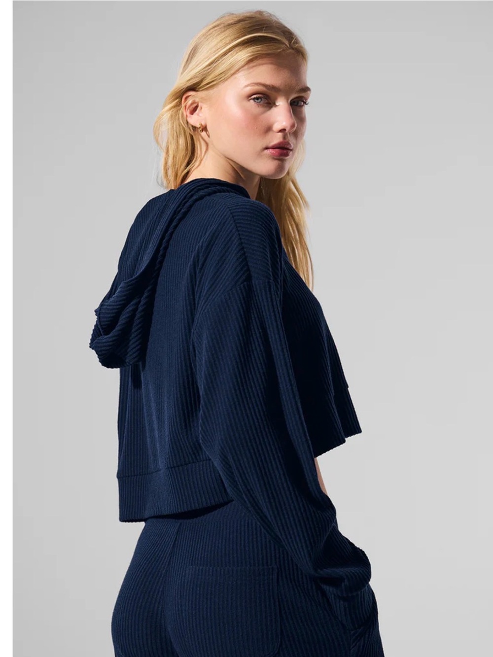 Alo Muse Ribbed Navy Cropped Hoodie Sweater